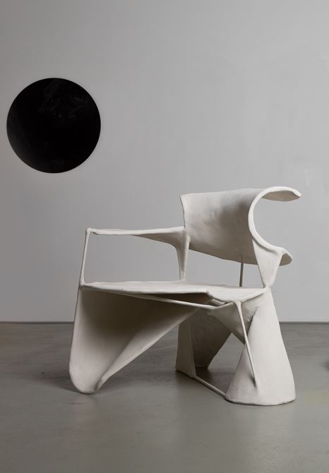 Curved Sculpture chair