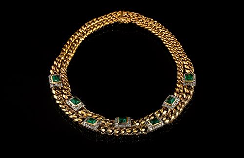 An necklace by Micheletto.
